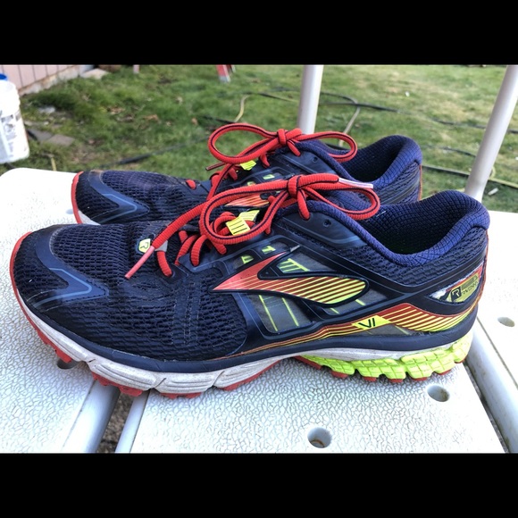 brooks ravenna 6 size 10